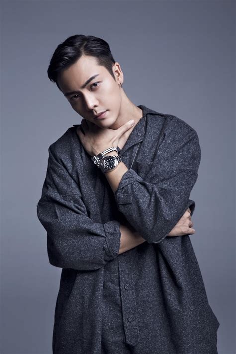 William Chan .